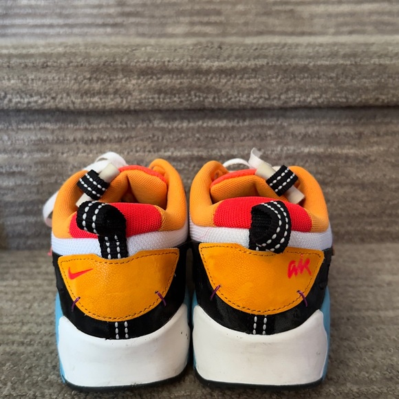 Nike Air Max 90 Futura - Picture 3 of 6